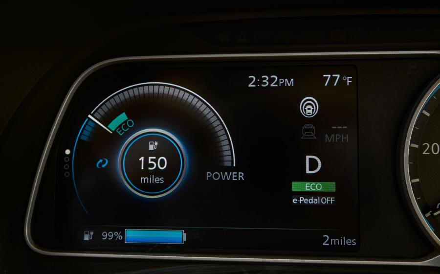 Детали интерьера Nissan Leaf 2018 года  (NA) (фото 96 из 104)